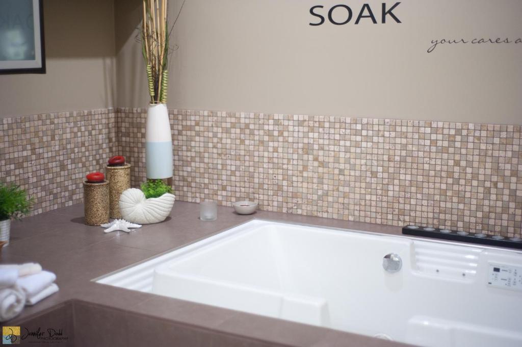 Beyond Bliss Suites & Spa Powell River Ngoại thất bức ảnh